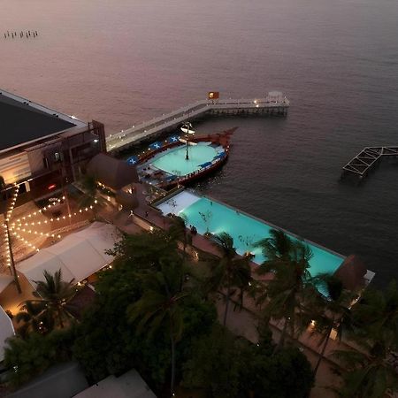 Putri Duyung Ancol Hotel Jakarta Exterior photo