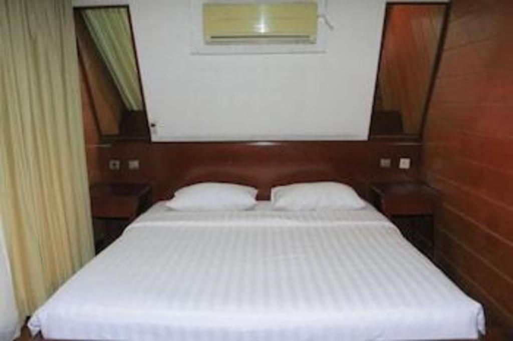 Putri Duyung Ancol Hotel Jakarta Exterior photo