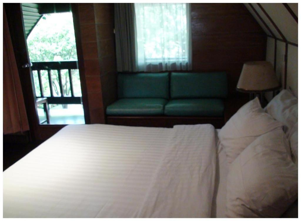Putri Duyung Ancol Hotel Jakarta Exterior photo