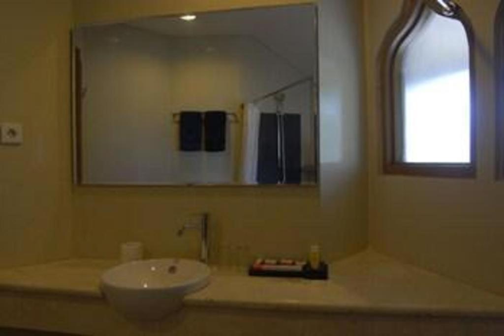 Putri Duyung Ancol Hotel Jakarta Exterior photo